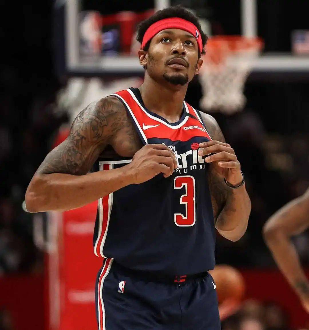 体现出对版 体现出对版